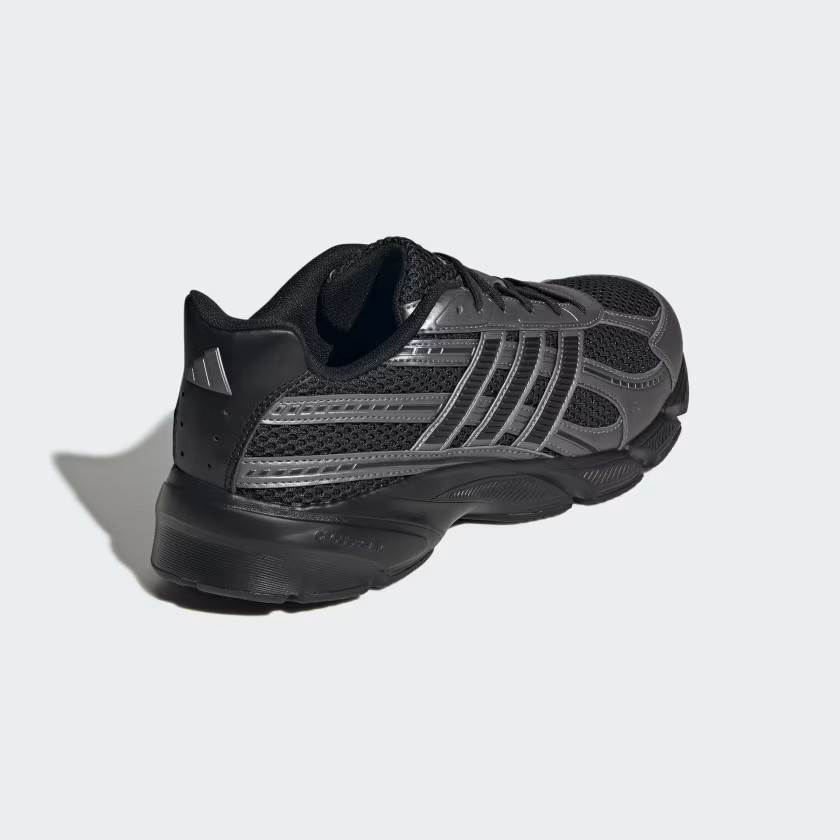 adidas men TECHNOCHAOS 2000 Shoes